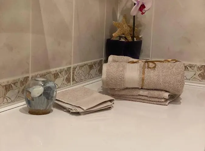 Luxury Penthouse 6th Of 6 Stock Building 2 Bed Apartment, 1 Br Apartment Riga