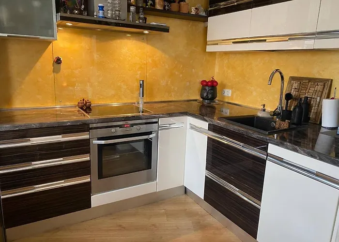 Apartment Luxury Penthouse 6th Of 6 Stock Building 2 Bed Apartment, 1 Br Riga