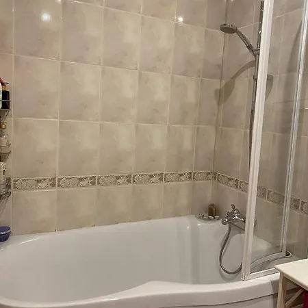 Luxury Penthouse 6th Of 6 Stock Building 2 Bed Apartment, 1 Br Riga